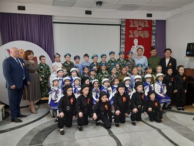 Конкурс строя и песни "Мы - юные защитники"